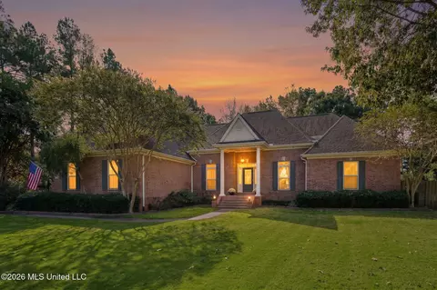3838 Roman Forest Dr, Southaven, MS 38672