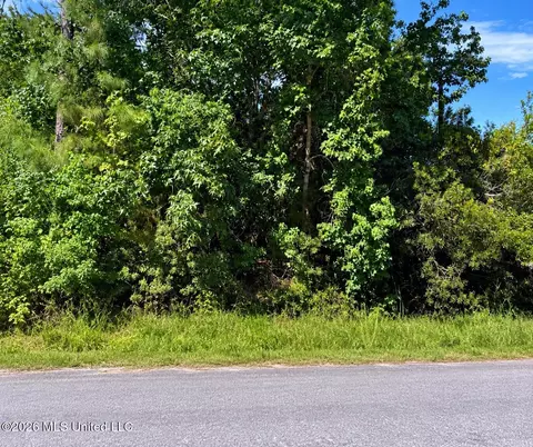 10033 Quail Way, Bay Saint Louis, MS 39520