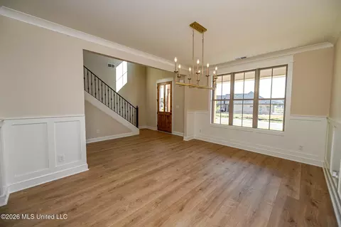 Dining - 2306 Lochside St, Hernando, MS 38632 photo 2 of 3