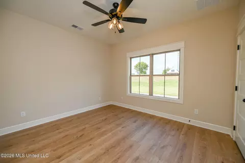 Bedroom - 2306 Lochside St, Hernando, MS 38632 photo 3 of 8