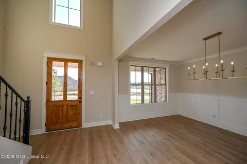 Entry Way - 2306 Lochside St, Hernando, MS 38632 photo 2 of 3