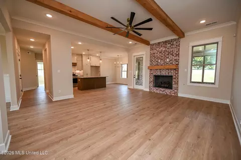 Living - 2306 Lochside St, Hernando, MS 38632 photo 1 of 5