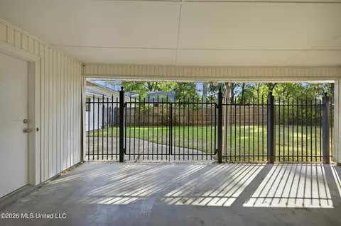 Exterior - 5359 Reddoch Dr, Jackson, MS 39211 photo 8 of 8