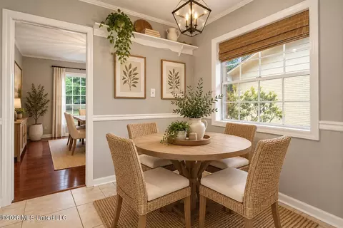 Dining - 5359 Reddoch Dr, Jackson, MS 39211 photo 2 of 2