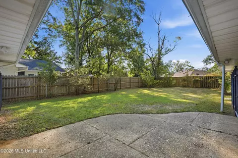Exterior - 5359 Reddoch Dr, Jackson, MS 39211 photo 4 of 8