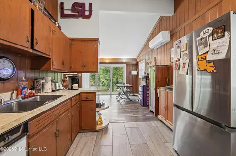 Entry Way - 2815 Woodland Lake Dr, Hernando, MS 38632 photo 1 of 1