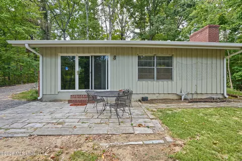 Exterior - 2815 Woodland Lake Dr, Hernando, MS 38632 photo 7 of 7