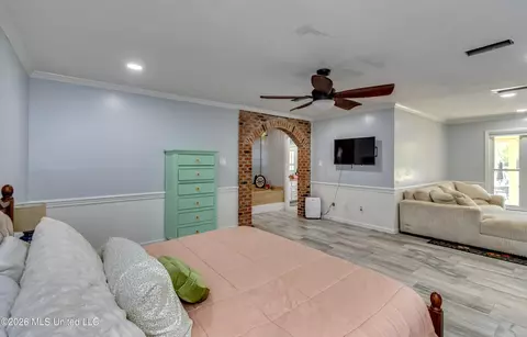 Bedroom - 559 N Springlake Cir, Terry, MS 39170 photo 3 of 4
