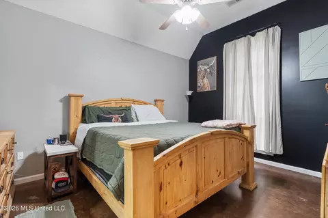 Bedroom - 313 Springrun Rd, Coldwater, MS 38618 photo 3 of 4