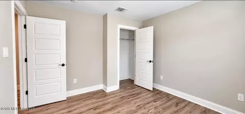 Bedroom - 85064 Pohaku Dr, Diamondhead, MS 39525 photo 4 of 4