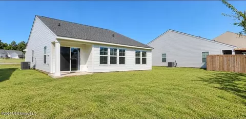 Exterior - 85064 Pohaku Dr, Diamondhead, MS 39525 photo 1 of 3