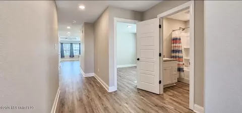 Entry Way - 85064 Pohaku Dr, Diamondhead, MS 39525 photo 1 of 4