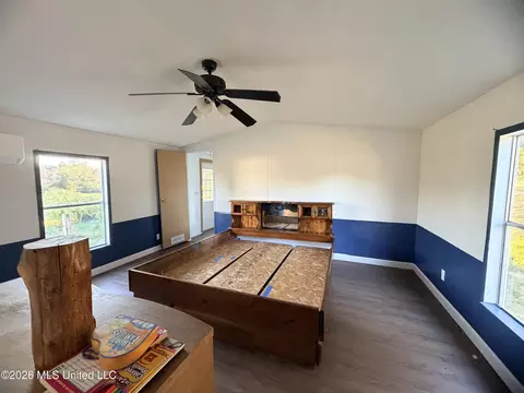 Bedroom - 2177 Tannertown Rd, Lucedale, MS 39452 photo 1 of 2