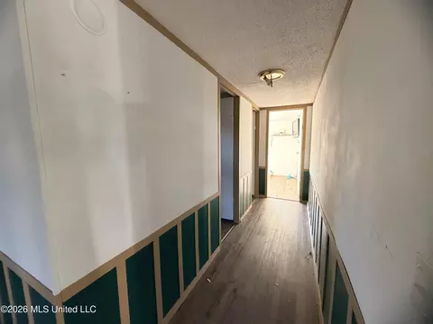 Entry Way - 2177 Tannertown Rd, Lucedale, MS 39452 photo 1 of 1