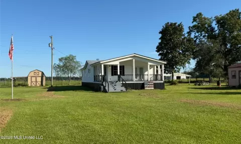 3154 Stonecypher Rd, Lucedale, MS 39452 photo 2