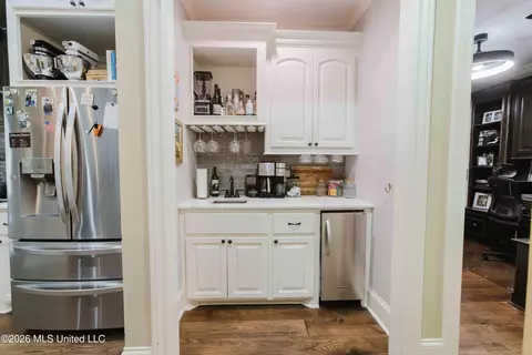 Other - 145 Caledonian Blvd, Brandon, MS 39047 photo 2 of 10