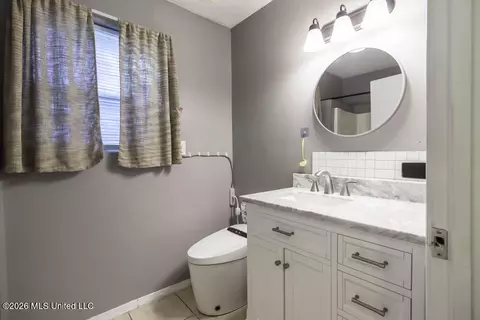 Bath - 198 Keller Ave, Biloxi, MS 39530 photo 1 of 1