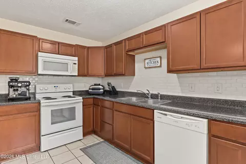 Kitchen - 19094 Riverline Dr, Saucier, MS 39574 photo 3 of 3