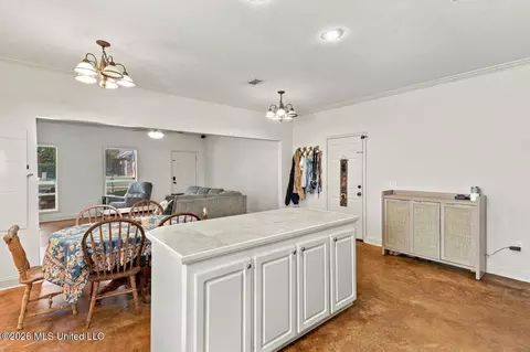 Entry Way - 644 Westhill Rd, Brandon, MS 39042 photo 1 of 1