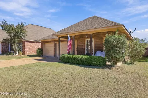 Exterior - 644 Westhill Rd, Brandon, MS 39042 photo 2 of 7