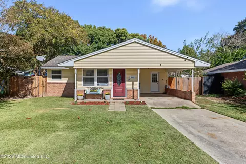 802 Mills Ave, Gulfport, MS 39501