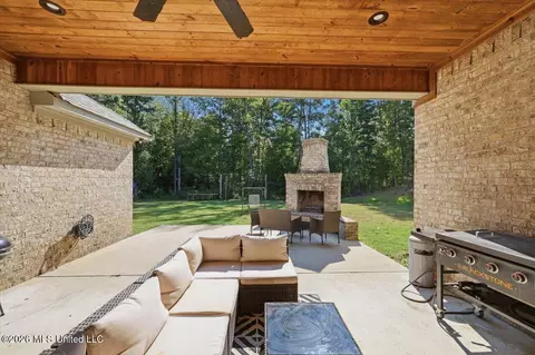 Other - 129 Dogwood Trce, Brandon, MS 39042 photo 11 of 17