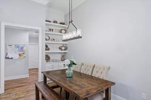 Dining - 129 Dogwood Trce, Brandon, MS 39042 photo 1 of 2