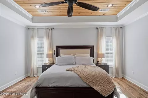 Bedroom - 129 Dogwood Trce, Brandon, MS 39042 photo 2 of 6
