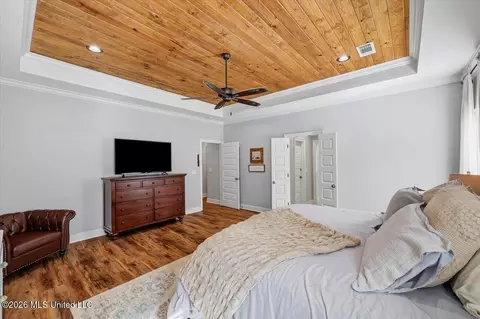 Bedroom - 129 Dogwood Trce, Brandon, MS 39042 photo 3 of 6