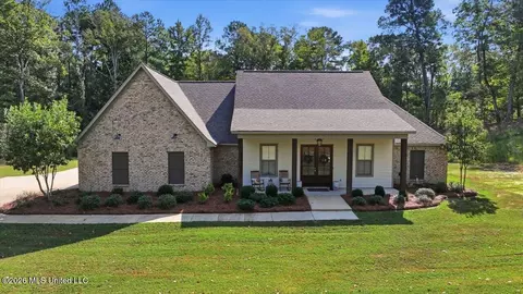 Exterior - 129 Dogwood Trce, Brandon, MS 39042 photo 14 of 15