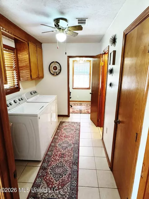 Other - 144 N Pine Dr, Madison, MS 39110 photo 3 of 4