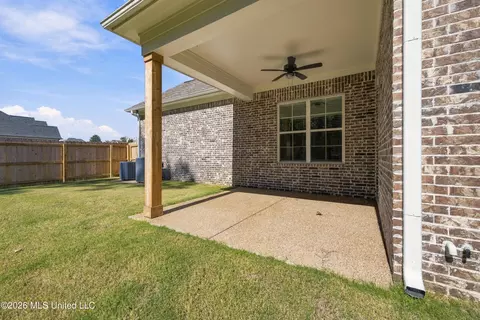 Exterior - 2539 River Ouse Dr, Hernando, MS 38632 photo 4 of 6