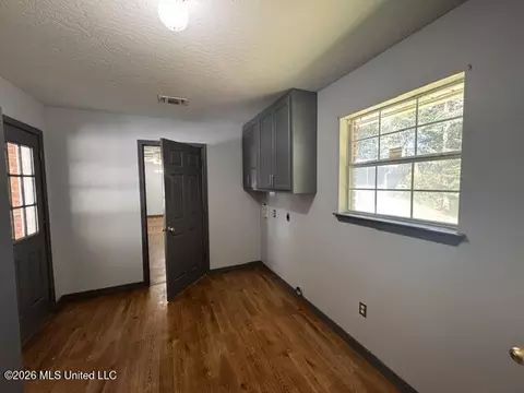 Other - 801 W 2nd Ave, Wiggins, MS 39577 photo 4 of 5