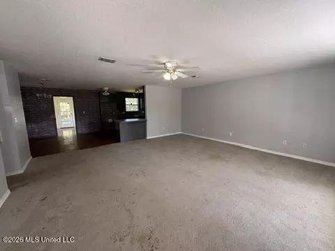 Living - 801 W 2nd Ave, Wiggins, MS 39577 photo 1 of 3