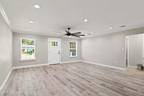 Living - 9617 Donchester Cir, Moss Point, MS 39562 photo 1 of 1