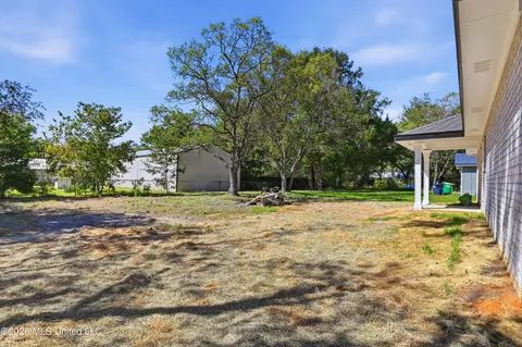 Exterior - 9617 Donchester Cir, Moss Point, MS 39562 photo 2 of 2