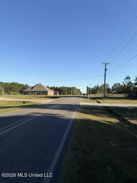 W Wortham Road, Saucier, MS 39574 photo 2