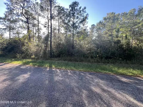0 Crane St, Bay Saint Louis, MS 39520