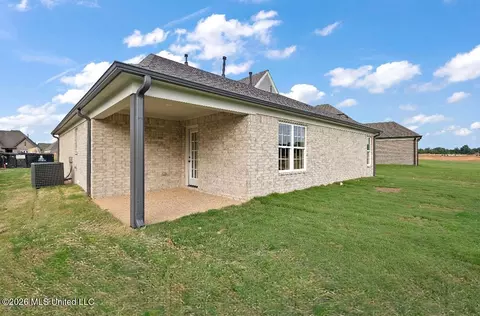 Exterior - 13809 Lucy Dr, Olive Branch, MS 38654 photo 6 of 6