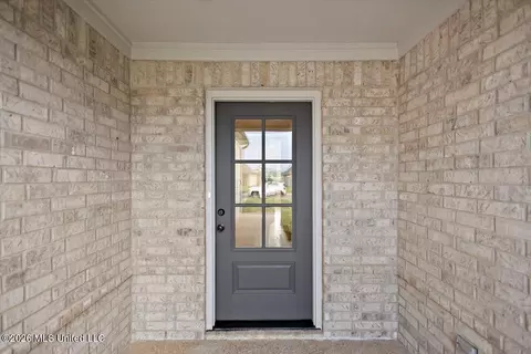 Entry Way - 13809 Lucy Dr, Olive Branch, MS 38654 photo 1 of 7