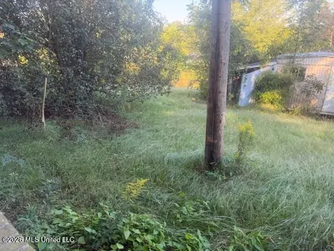 Exterior - 2864 Mcduf Mcduffee Rd, Clinton, MS 39056 photo 3 of 7
