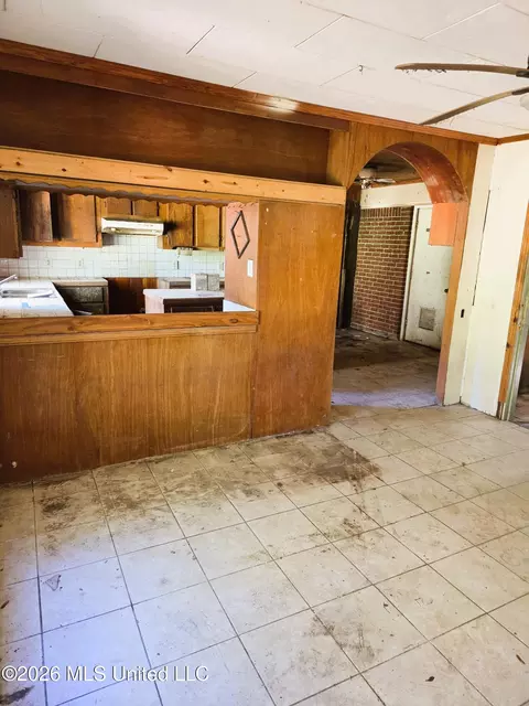 13709 Wolf Ridge Rd, Moss Point, MS 39562 photo 5
