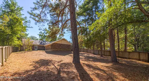 Exterior - 468 Pine Ridge Dr, Madison, MS 39110 photo 5 of 5