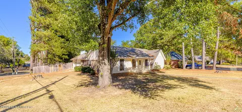 Exterior - 468 Pine Ridge Dr, Madison, MS 39110 photo 2 of 5