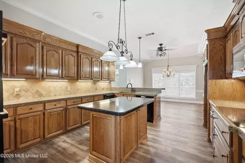 Kitchen - 1150 Green Gable Pl, Terry, MS 39170 photo 3 of 4