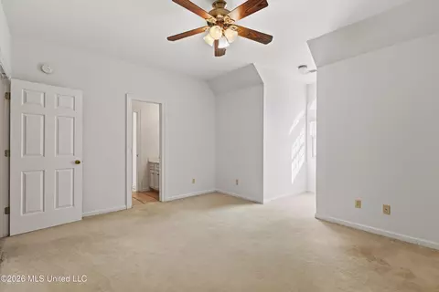Bedroom - 193 E Crockett Loop, Hernando, MS 38632 photo 3 of 3