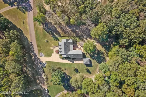 View/Area - 193 E Crockett Loop, Hernando, MS 38632 photo 1 of 3