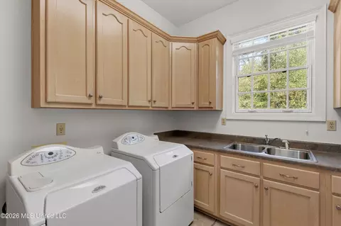 Other - 193 E Crockett Loop, Hernando, MS 38632 photo 6 of 11