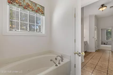 Other - 193 E Crockett Loop, Hernando, MS 38632 photo 7 of 11