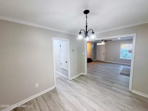 Dining - 24 Greenwing Ct, Jackson, MS 39211 photo 1 of 2